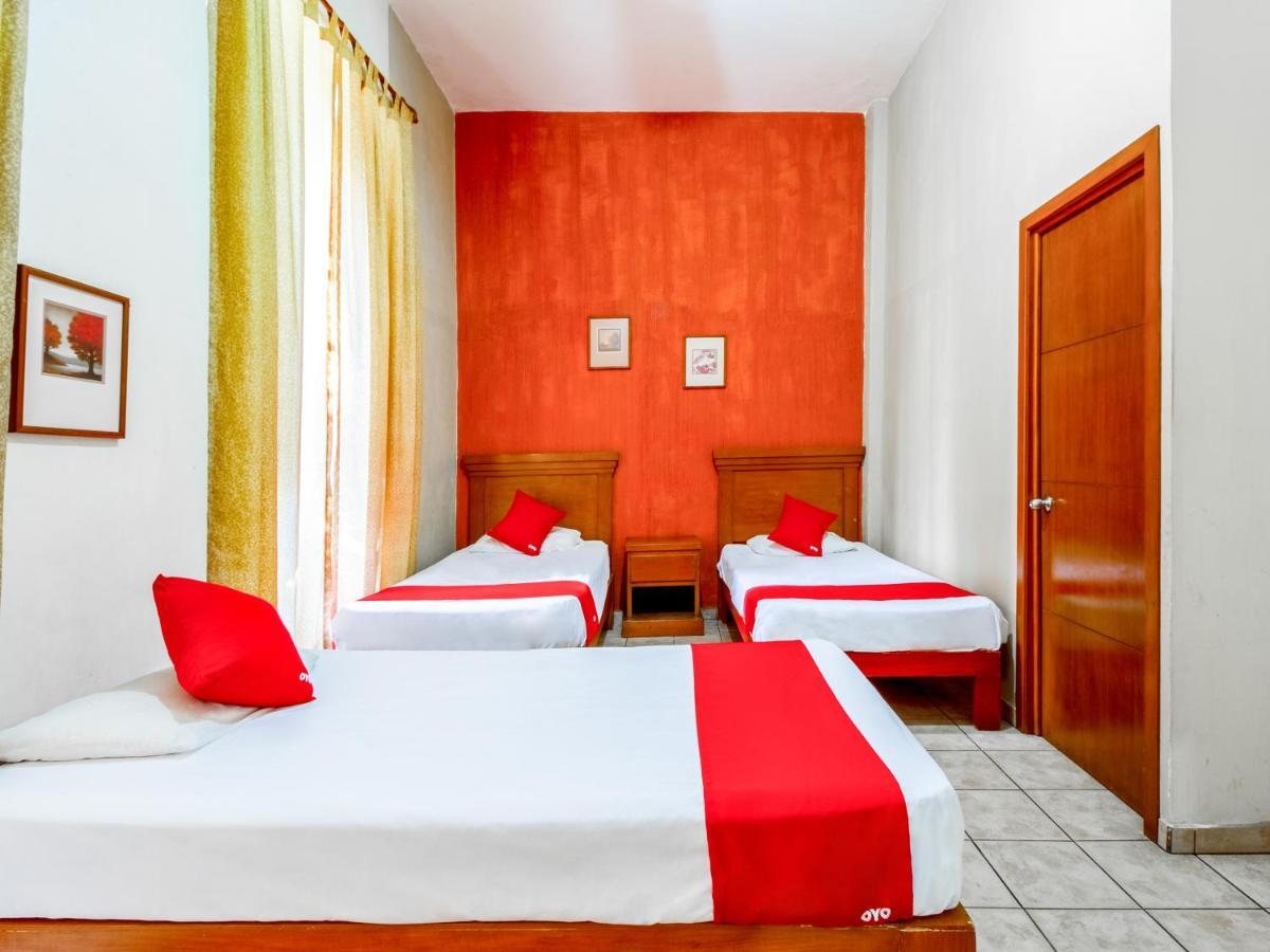 Oyo Hotel Posada Garibaldi Guadalajara Eksteriør billede