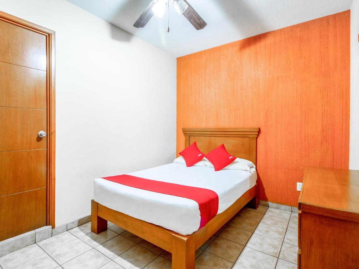 Oyo Hotel Posada Garibaldi Guadalajara Eksteriør billede