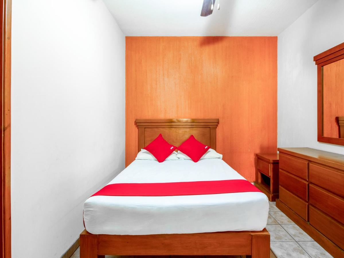 Oyo Hotel Posada Garibaldi Guadalajara Eksteriør billede