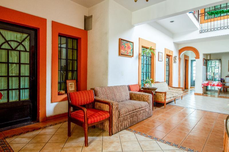 Oyo Hotel Posada Garibaldi Guadalajara Eksteriør billede