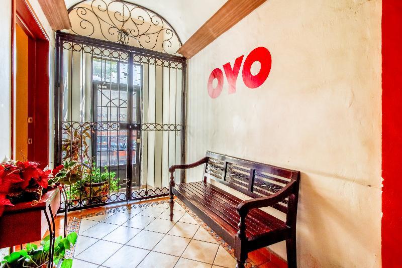 Oyo Hotel Posada Garibaldi Guadalajara Eksteriør billede