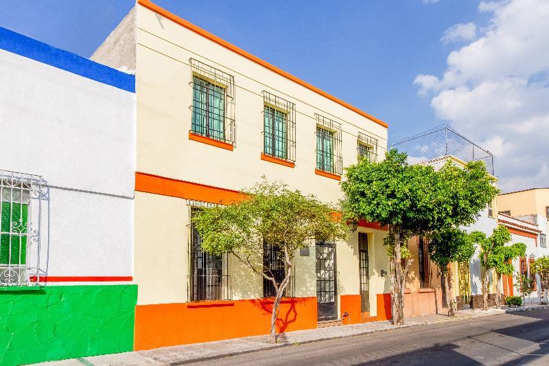 Oyo Hotel Posada Garibaldi Guadalajara Eksteriør billede