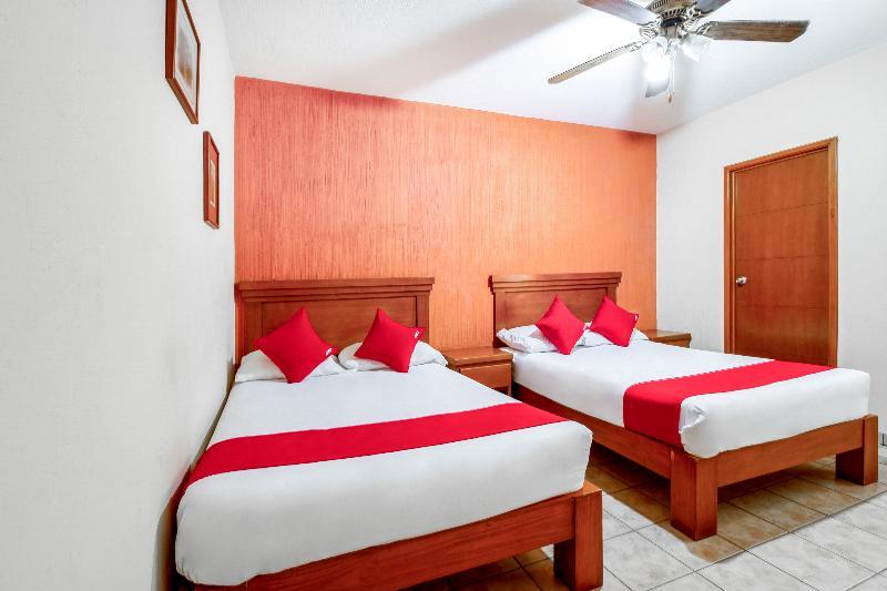 Oyo Hotel Posada Garibaldi Guadalajara Eksteriør billede