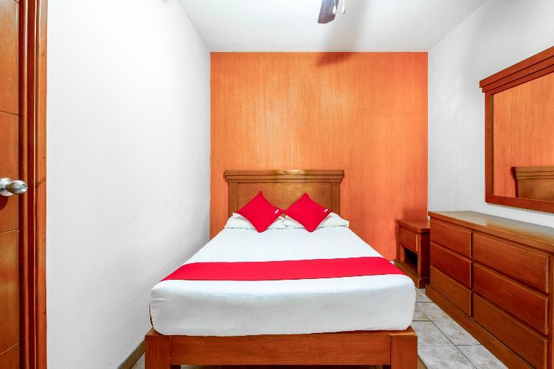 Oyo Hotel Posada Garibaldi Guadalajara Eksteriør billede