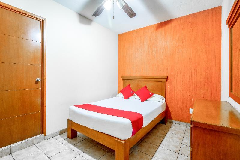 Oyo Hotel Posada Garibaldi Guadalajara Eksteriør billede