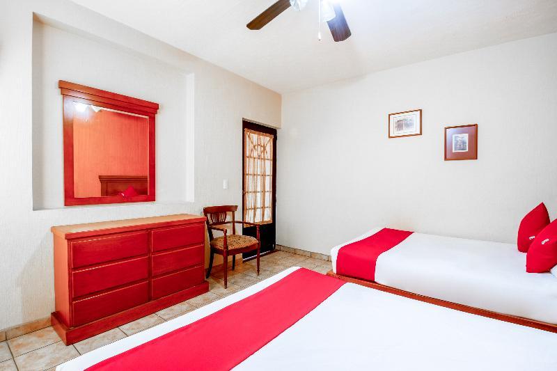 Oyo Hotel Posada Garibaldi Guadalajara Eksteriør billede