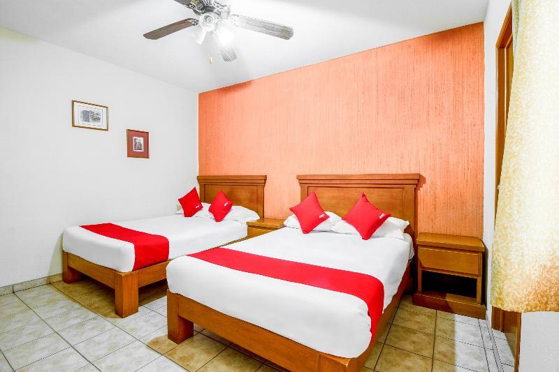Oyo Hotel Posada Garibaldi Guadalajara Eksteriør billede