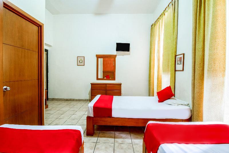 Oyo Hotel Posada Garibaldi Guadalajara Eksteriør billede