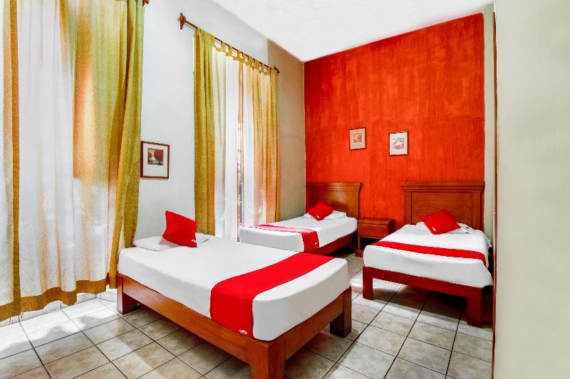 Oyo Hotel Posada Garibaldi Guadalajara Eksteriør billede